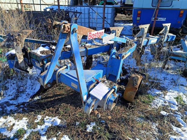 Плуг оборотный