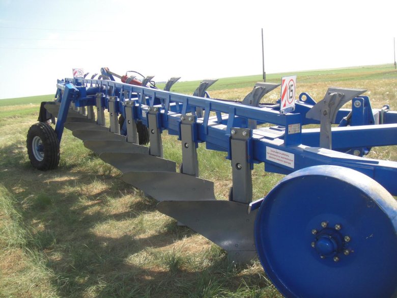 Плуг прицепной (светлоградагромаш) пп-(9+2)-35 м