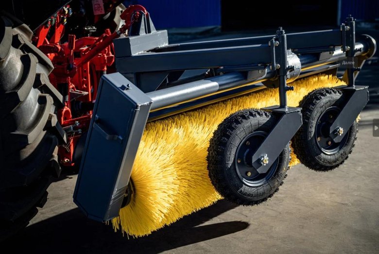 Щетка коммунальная