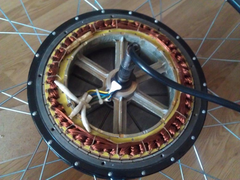 Редукторное мотор колесо 12 дюймов