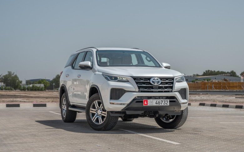 Тойота фортунер 2024