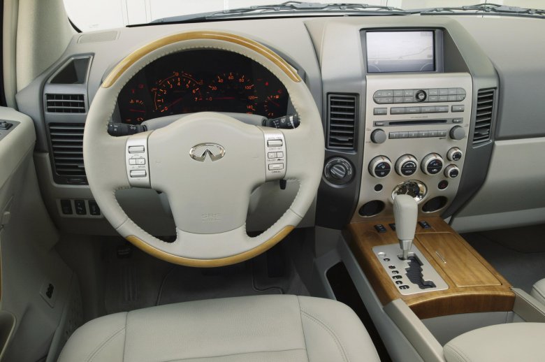 Infiniti qx 2004