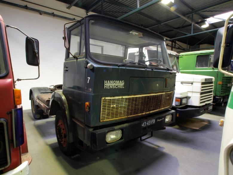 Henschel hs грузовик