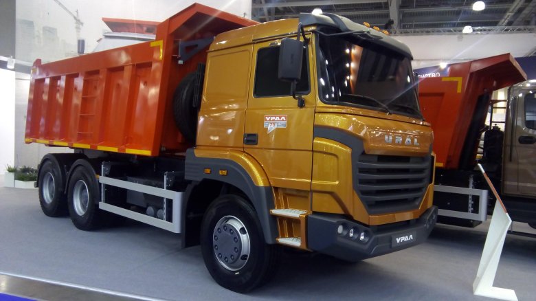 Урал безкапотник самосвал