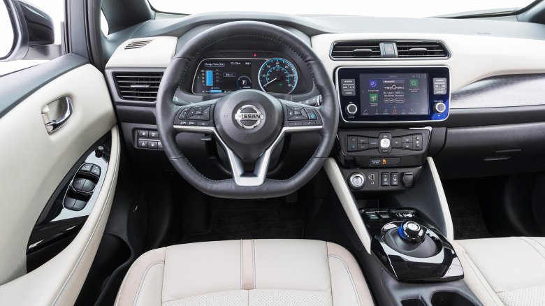 Nissan leaf 2018 interior