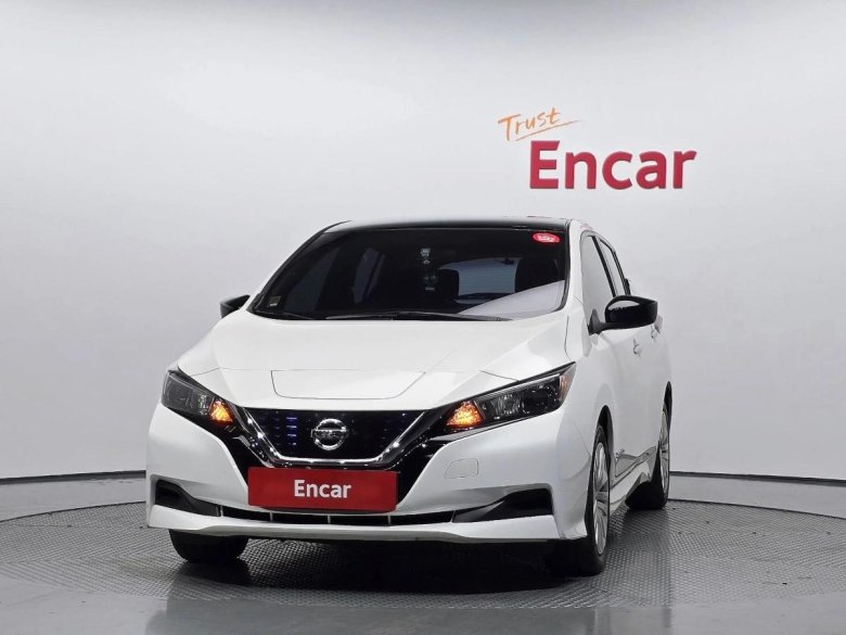 Nissan leaf ze 1