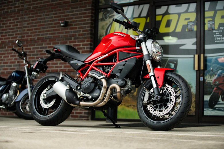 Ducati monster 797