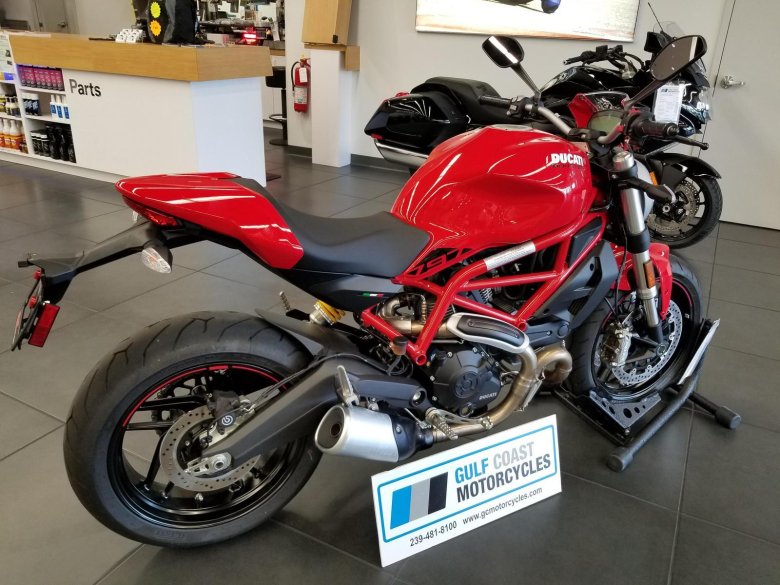Ducati monster 797