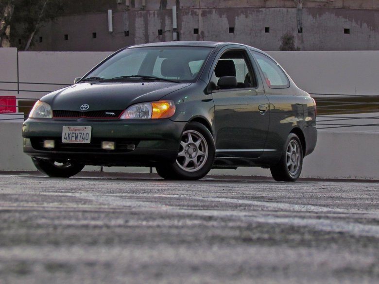 Toyota echo 1999