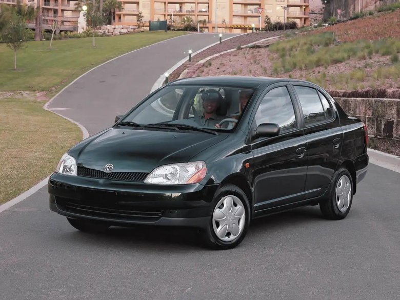 Тойота эхо 2003