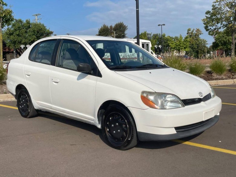 Тойота платц 1999