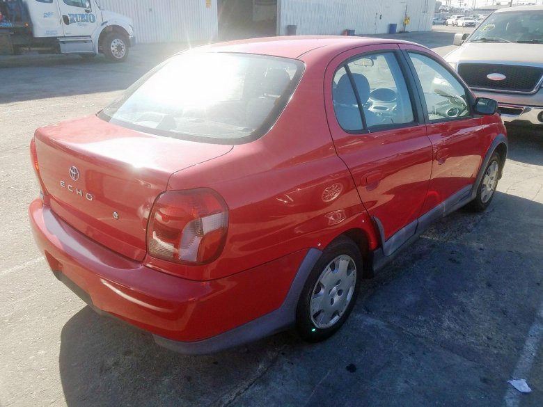 Toyota echo 2001