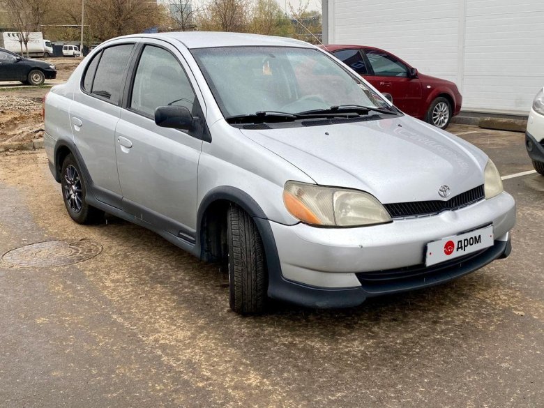 Тойота платц 2001