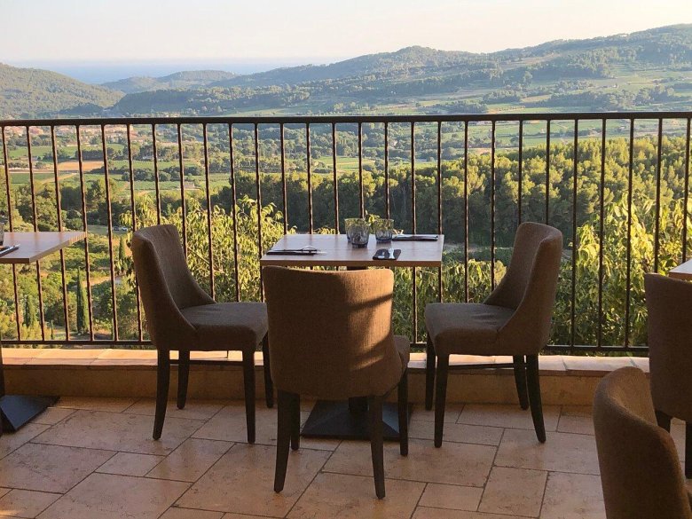 Интерьер ресторана