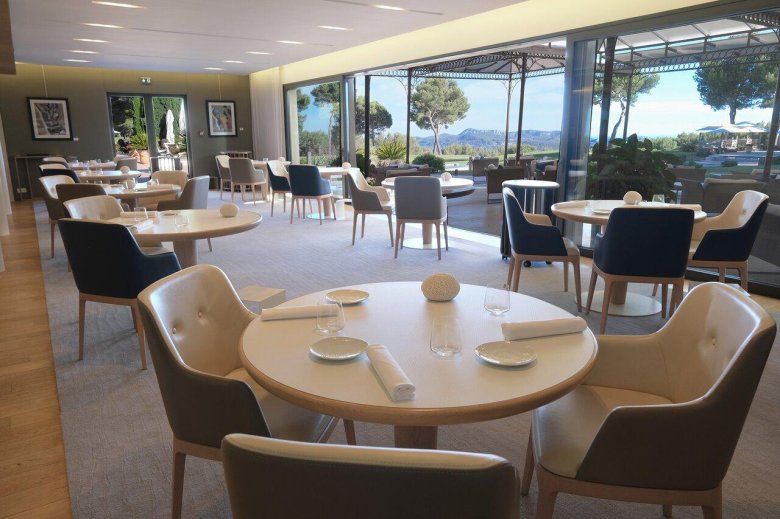 Ресторан christophe bacquié