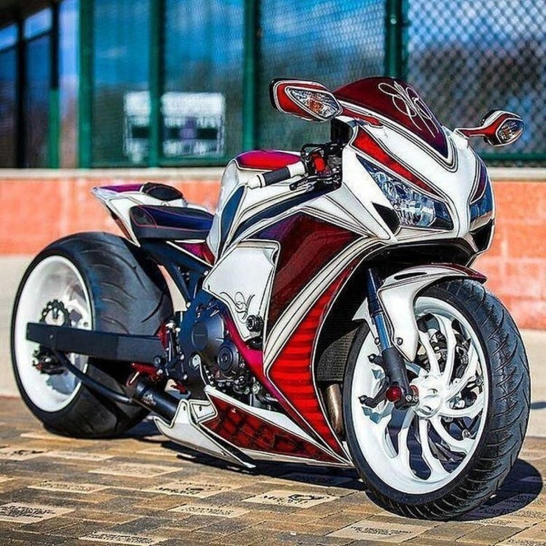 Мотоцикл крутой