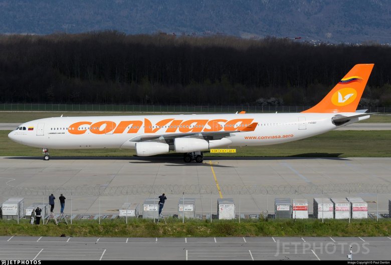 Conviasa a340-600