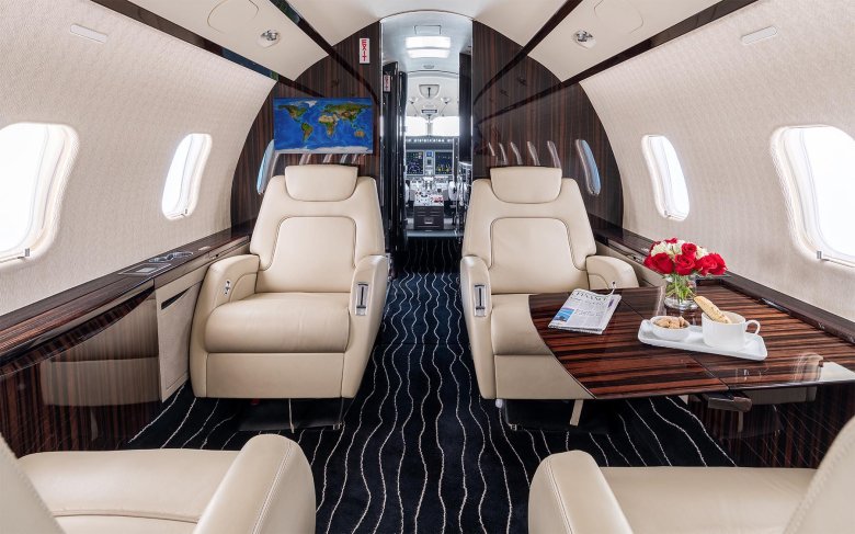 Бизнес-джет challenger 350 bombardier