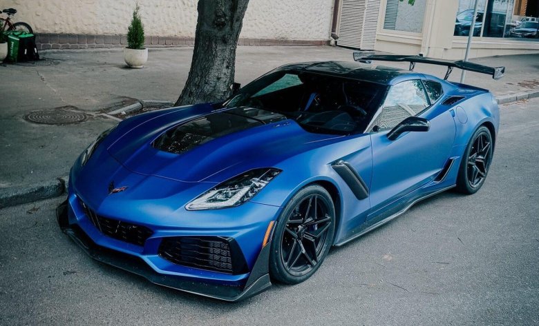 Chevrolet corvette c7 zr1
