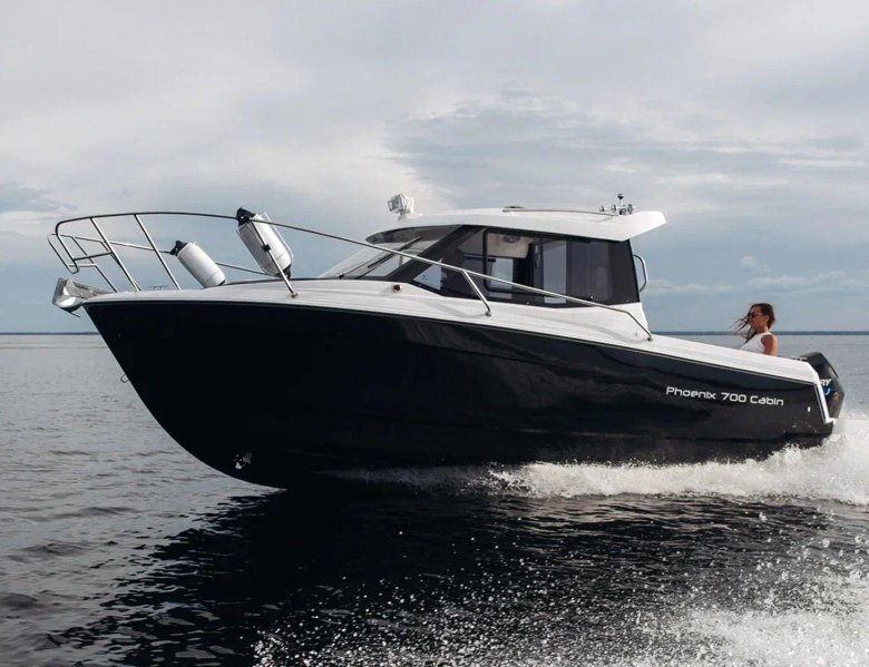 Феникс 700 катер