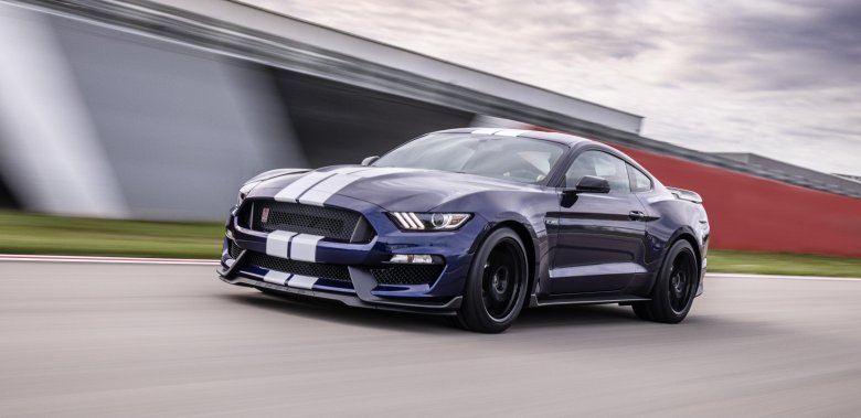 Ford mustang shelby gt350