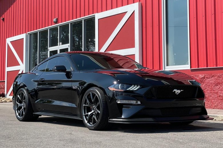 Ford mustang 2019