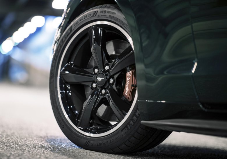 Mustang bullit wheels