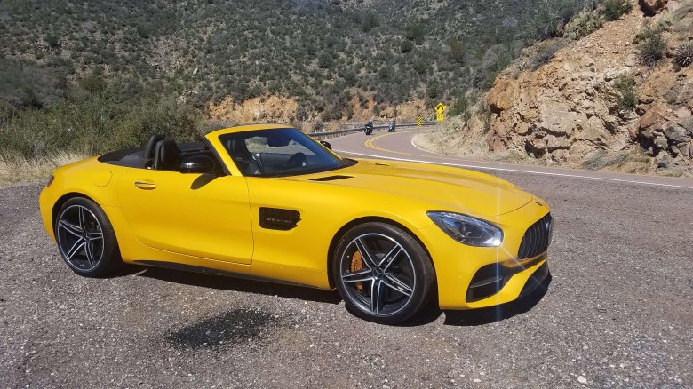 Mercedes-benz amg gt roadster