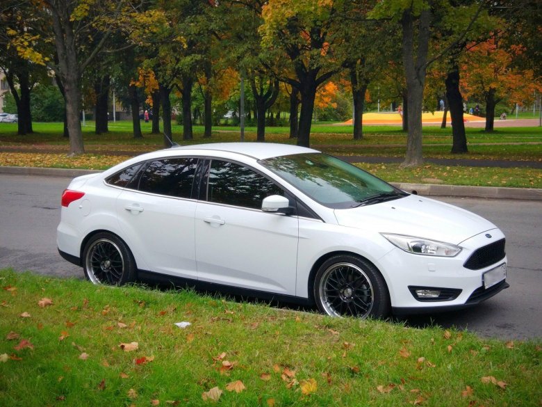 Ford focus 2017 седан