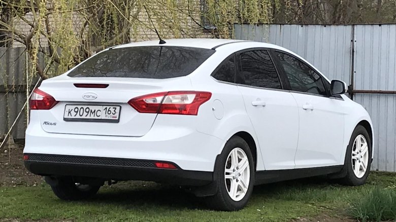 Ford focus 3 седан 2012