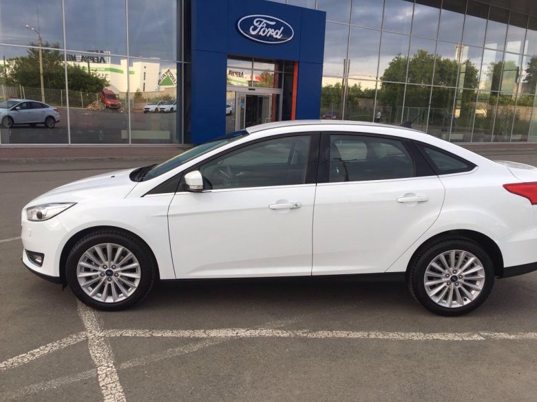 Форд фокус белая
