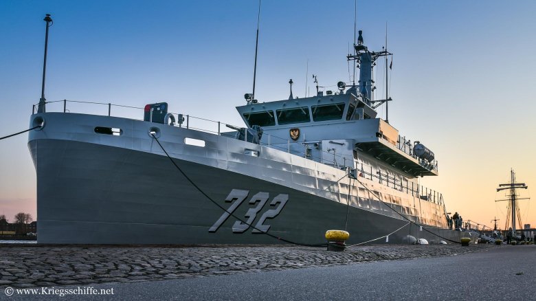 Тральщик hms