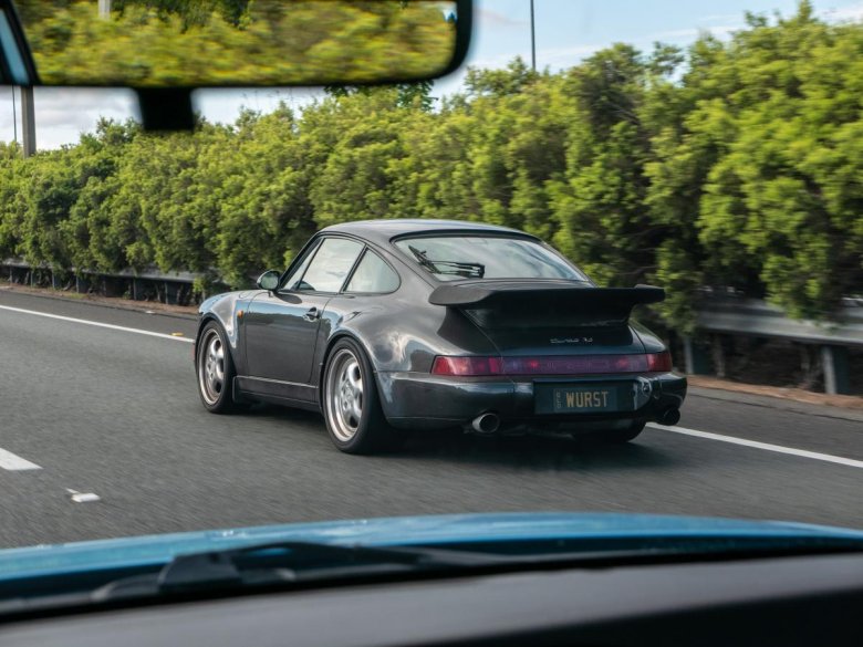 Porsche 911 turbo 3.6 964