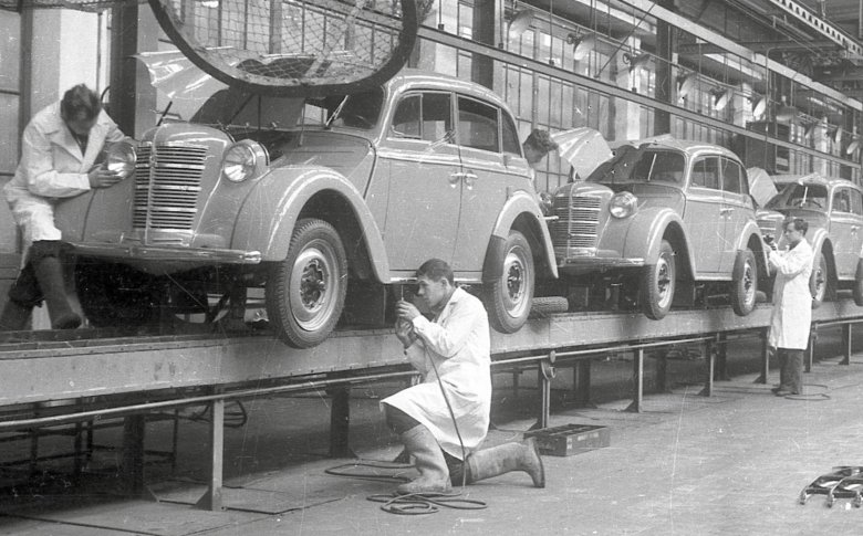 Москвич 400 конвейер азлк