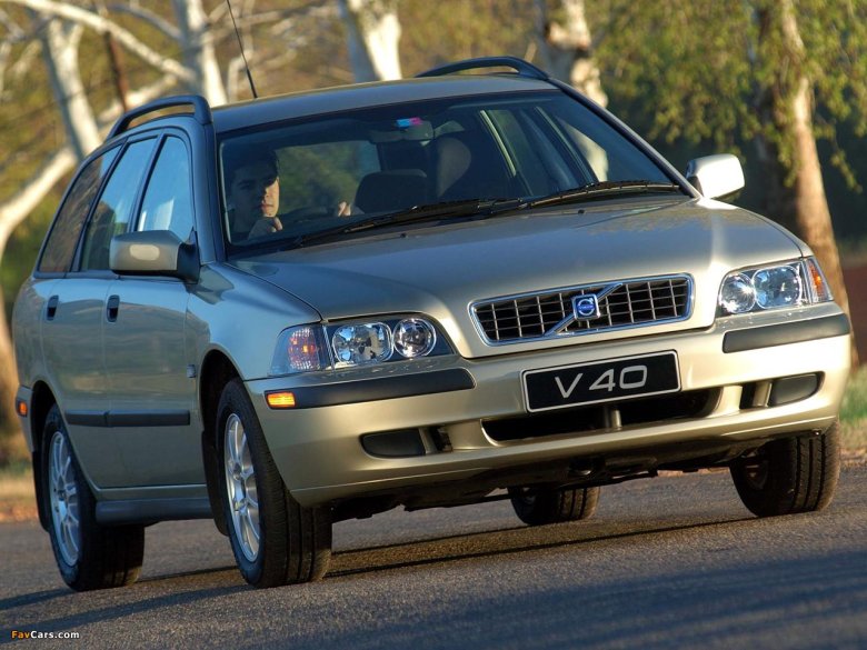 Volvo v40 2002
