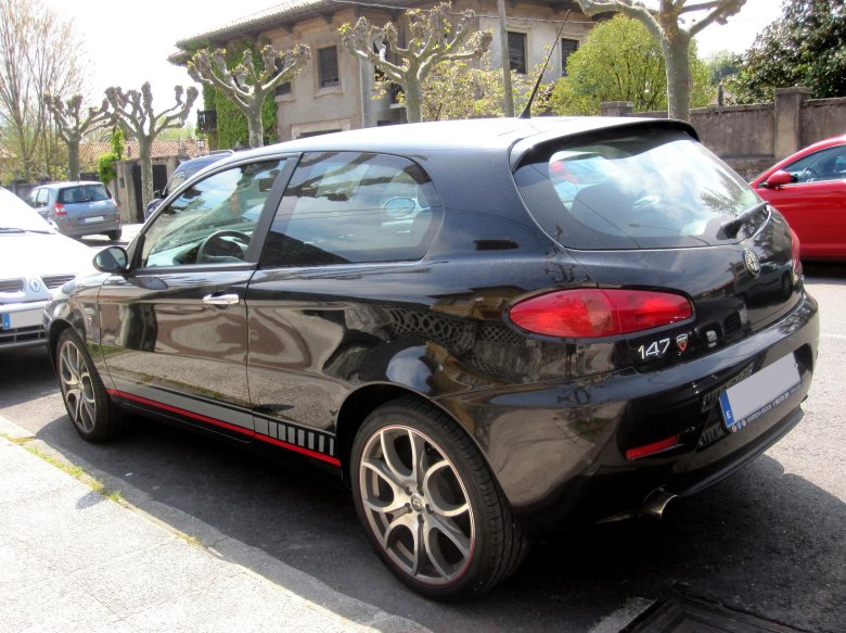 Alfa romeo 147 q2