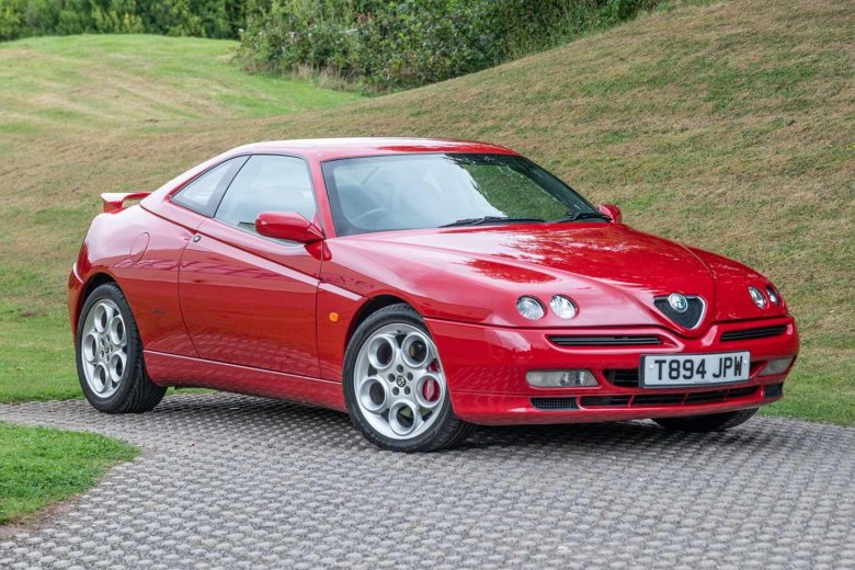 Alfa romeo gtv 916