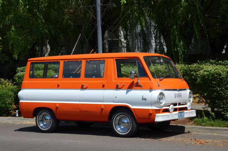 Dodge a 100