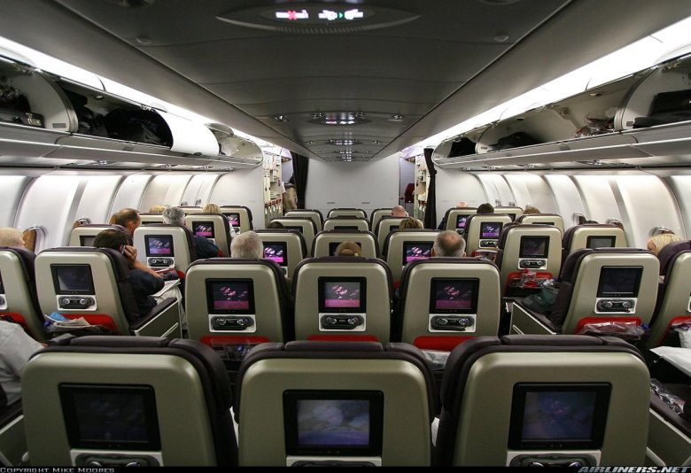 Airbus a340 салон