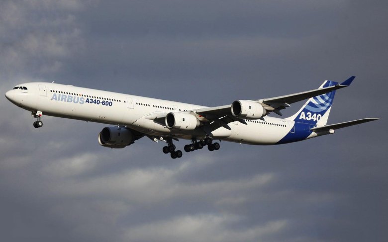 Эйрбас а340-600