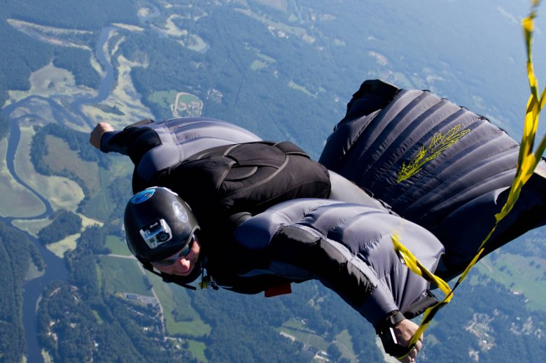 Вингсьют полет