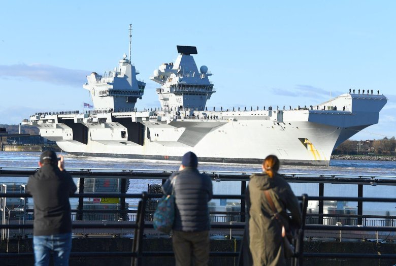 Британский авианосец королева елизавета