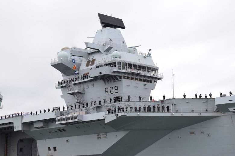 Авианосец hms prince of wales