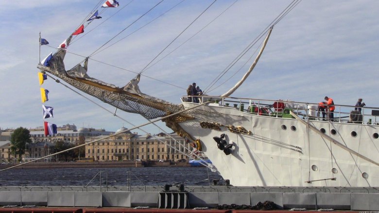 Корабль санкт петербург
