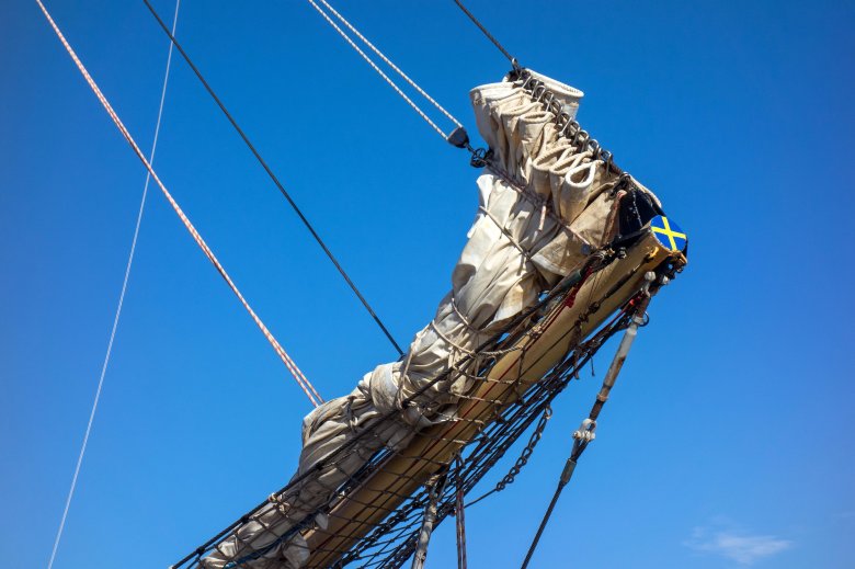 Паруса корабля