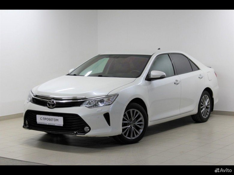 Toyota camry 2014 — 2017 xv50 рестайлинг белый