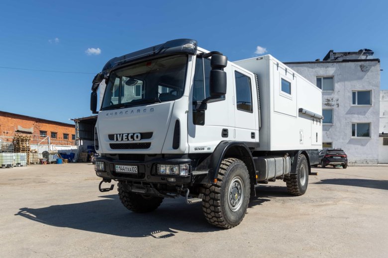 Вахтовка ивеко 6х6