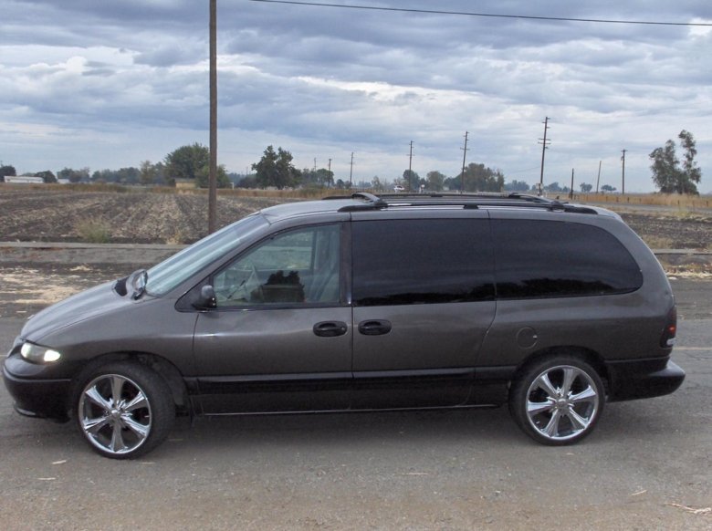 Додж караван 1999