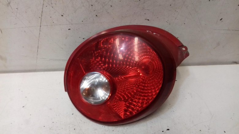 Фонарь задний правый chevrolet