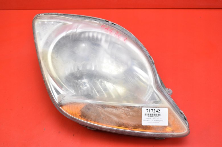 Фара правое